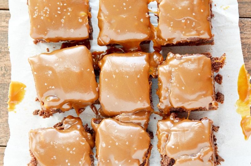 Brownies au caramel salé